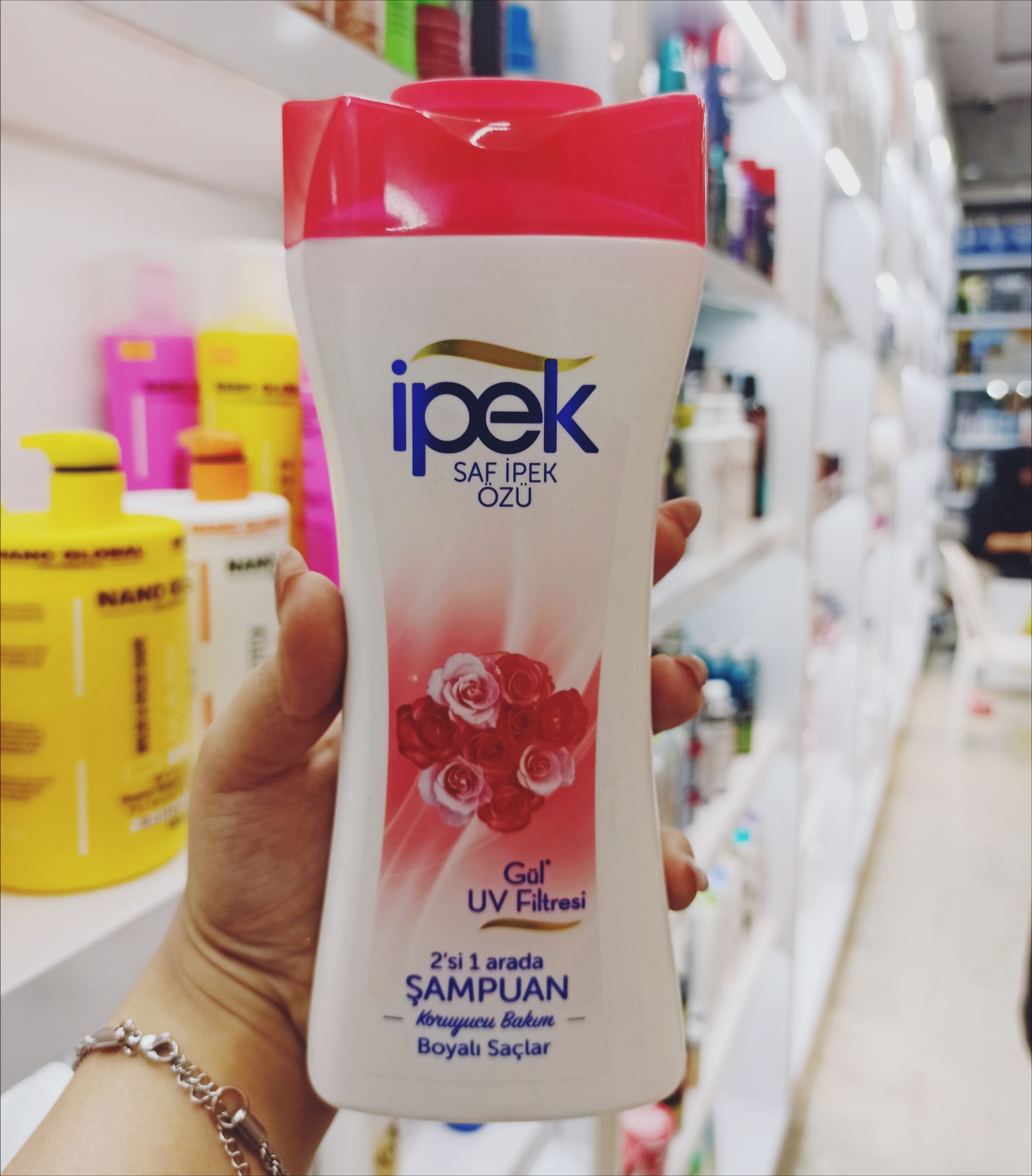 شامپو موهای رنگ شده لوکس ایپک ipek (570 گرم)