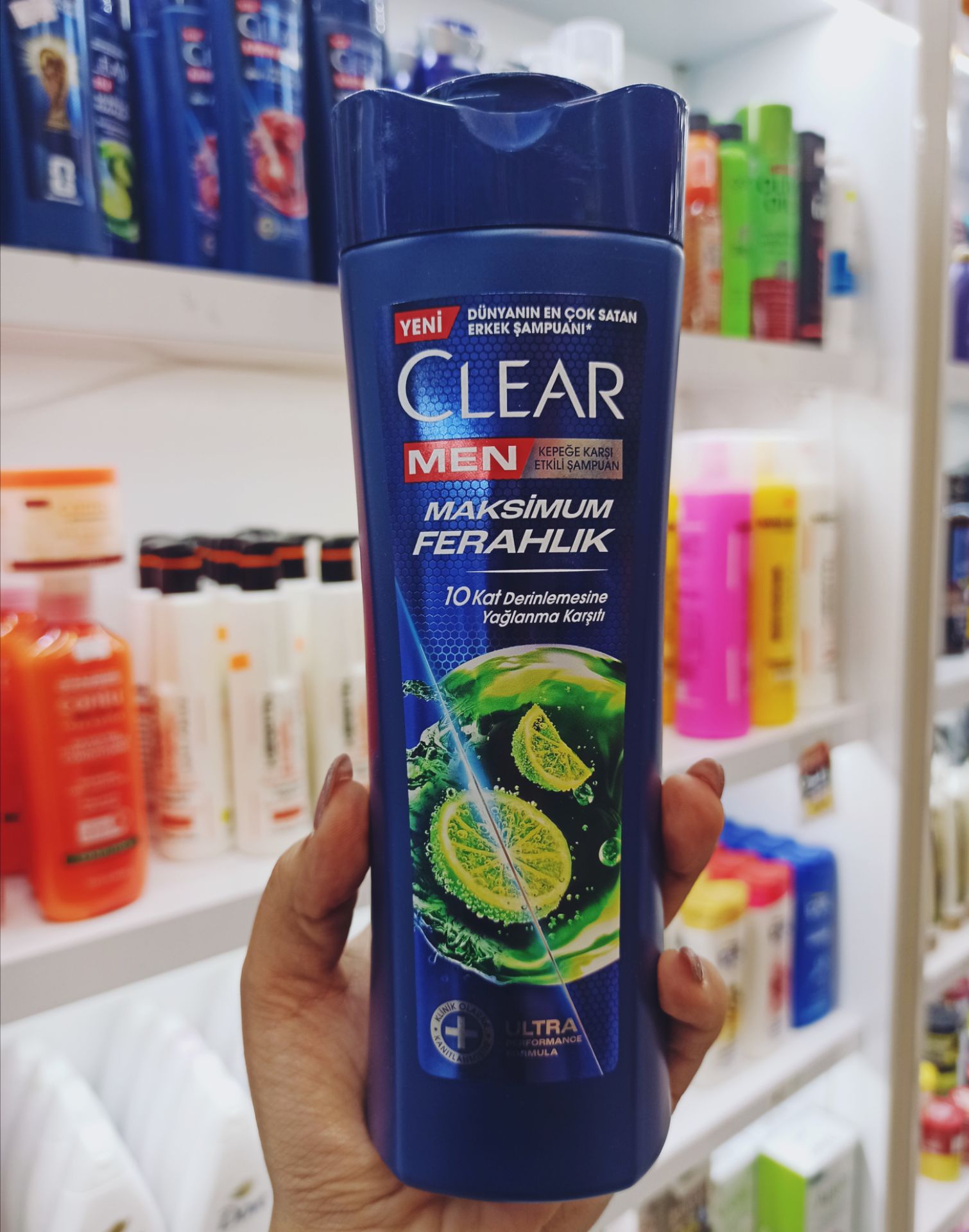 شامپو ضد شوره مردانه کلیر CLEAR مناسب مو چرب حجم 350 میل