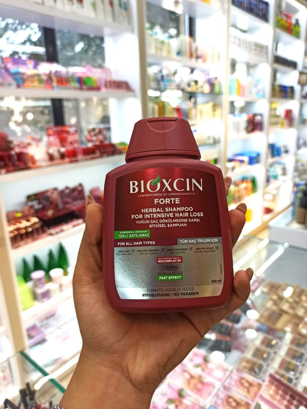 شامپو ضد ریزش و تقویت کننده کوانتوم BIOXCIN حجم ۳۰۰ میلی لیتر