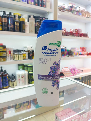 شامپو ضد شوره اسطوخودوس هد شولدرز Head & Shoulders حجم ۳0۰ میل