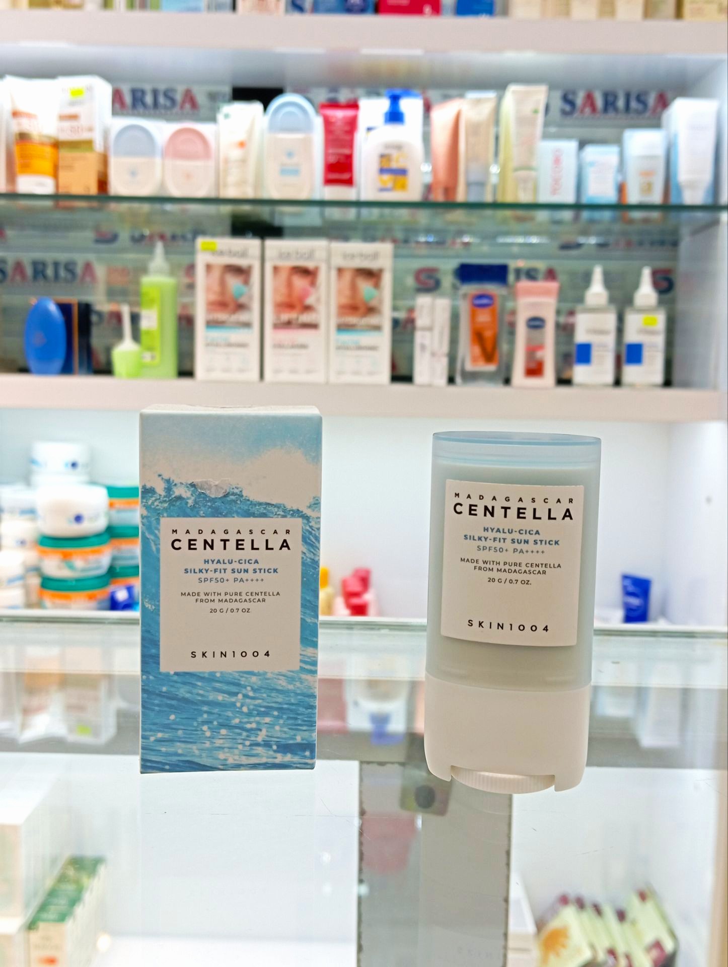 ضد آفتاب استیکی سنتلا مناسب انواع پوست مدل Madagascar Centella SPF50 حجم 20 میلی لیتر
