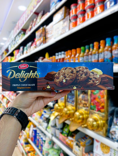 کوکی تیفانی دیلایتس با طعم شکلات سفید ۹۰ گرمی – میانوعدهای شیرین و ترد