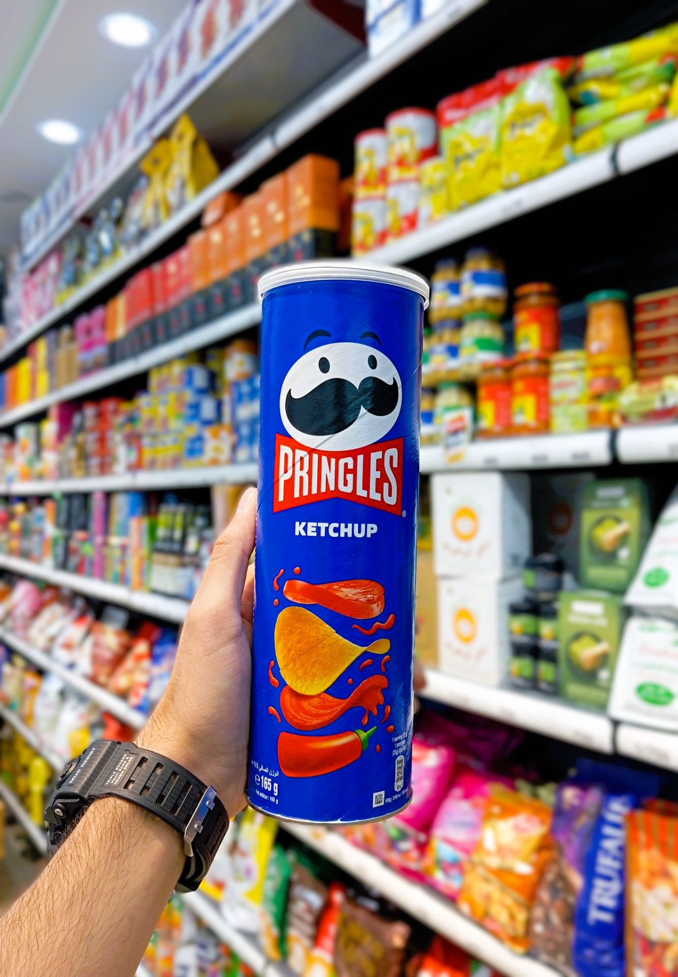 چیپس پرینگلز PRINGLES طعم کچاپ ۱۶۵ گرم – ترد و خوش‌طعم برای لحظات لذیذ