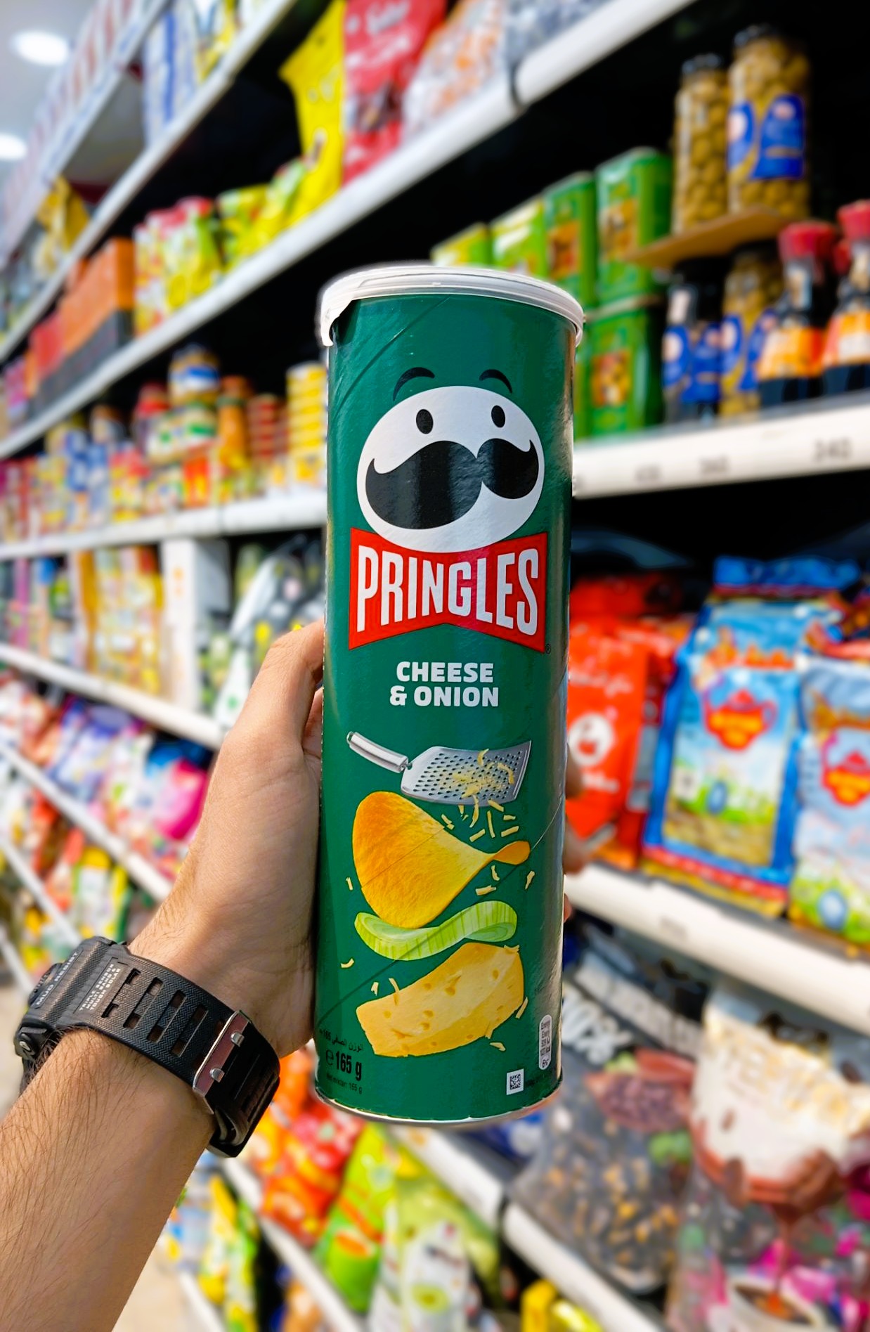 چیپس پرینگلز PRINGLES طعم پنیر و پیاز 165 گرم